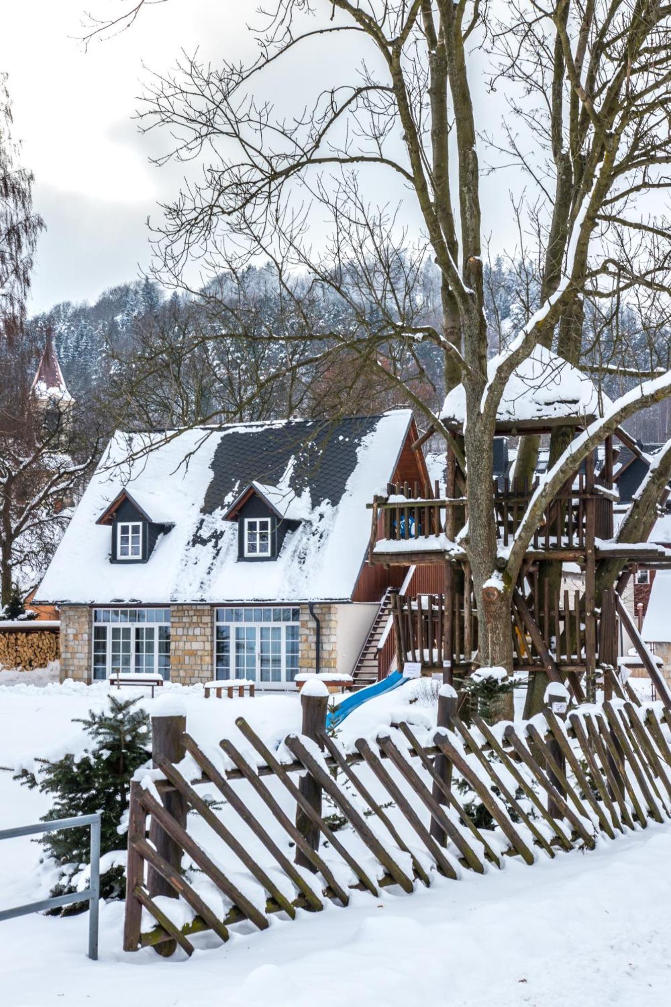 Pivnice ve Dvorci - Jítravský Dvorec Rynoltice Exterior foto